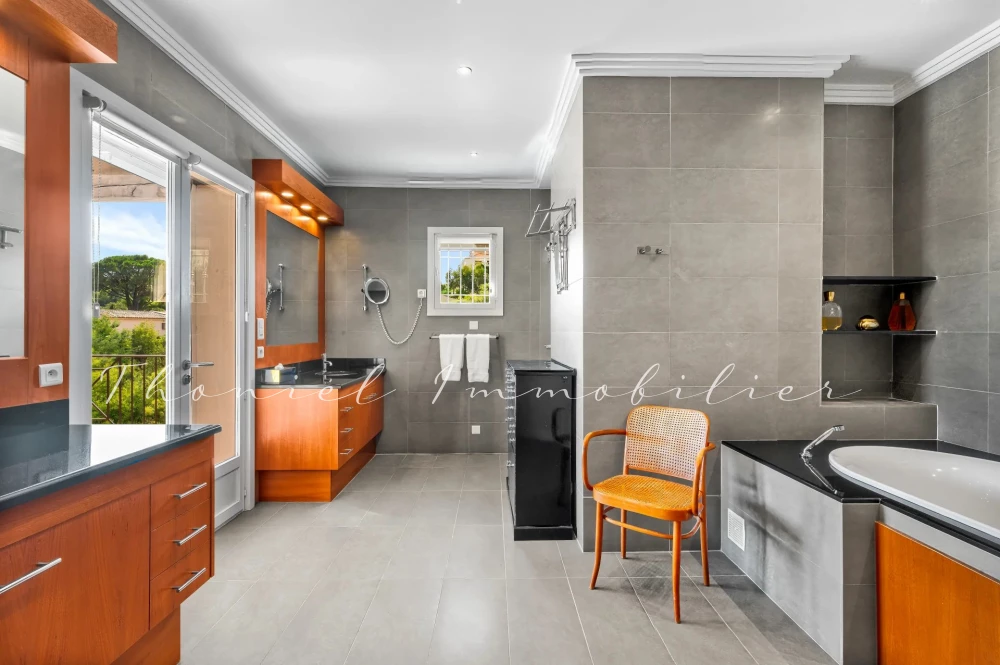 Agence immobilière Grimaud | Thoniel Immobilier | vente Maison Grimaud